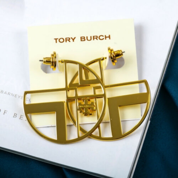 Nwot πHP Tory Burch earrings in gold